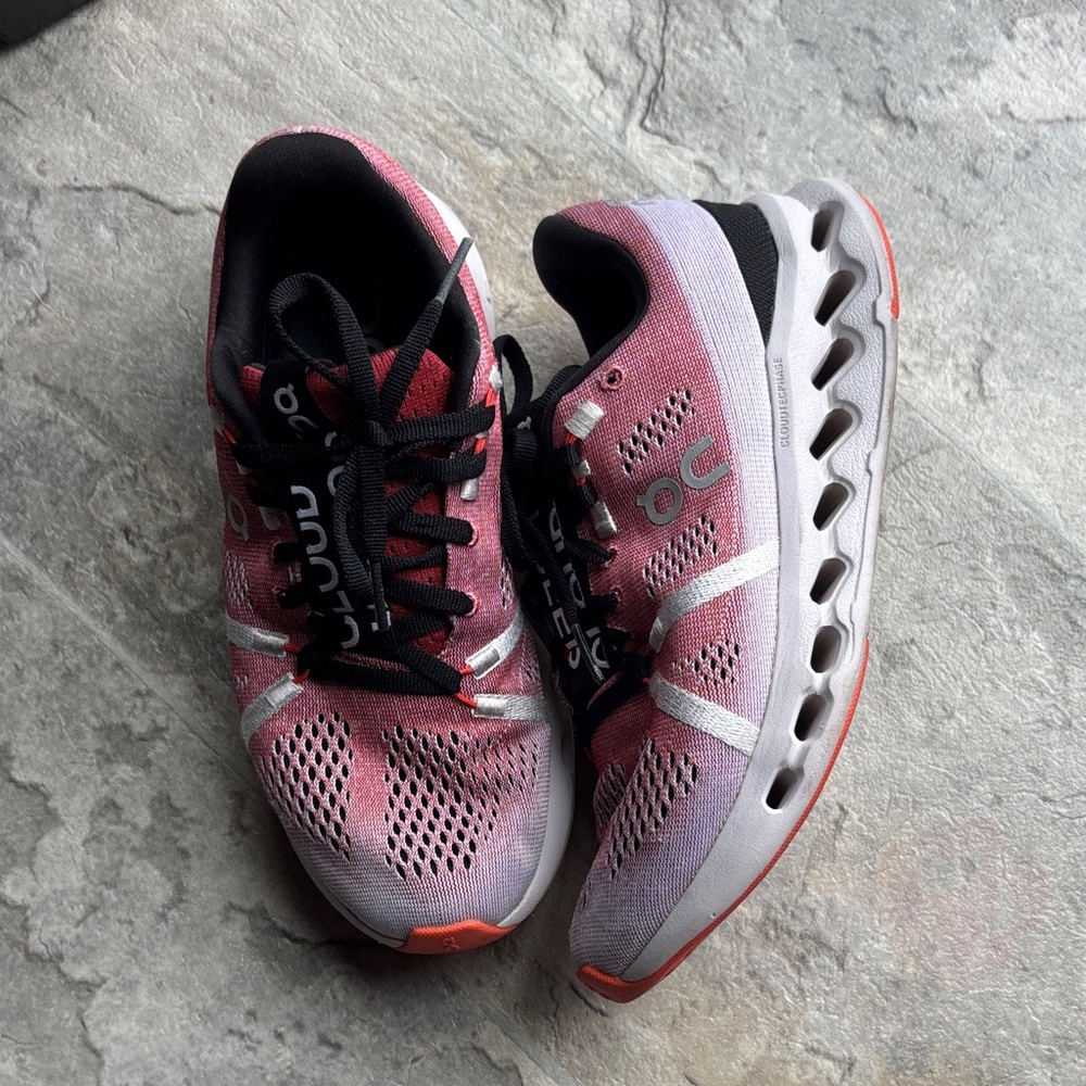 On Running Women's Athletic Shoes in Red and Black